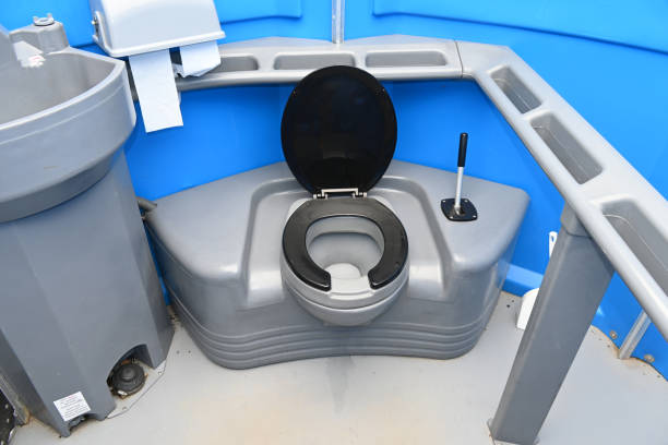 Best Portable restroom trailer rental  in Wayland, MI